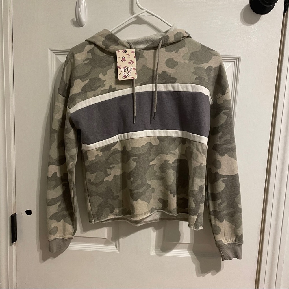 BRAND NEW HIPPIE ROSE CROPPED HOODIE